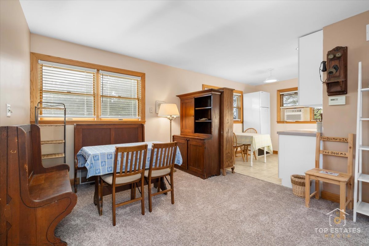 2 Marberry Drive, Prospect Heights, IL 60070