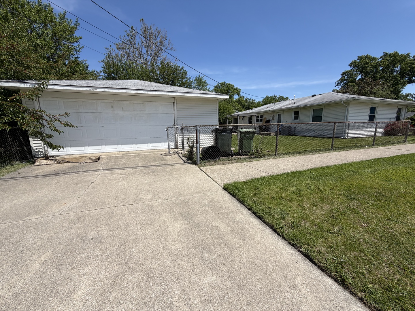 8848 Merrimac Avenue, Oak Lawn, IL 60453