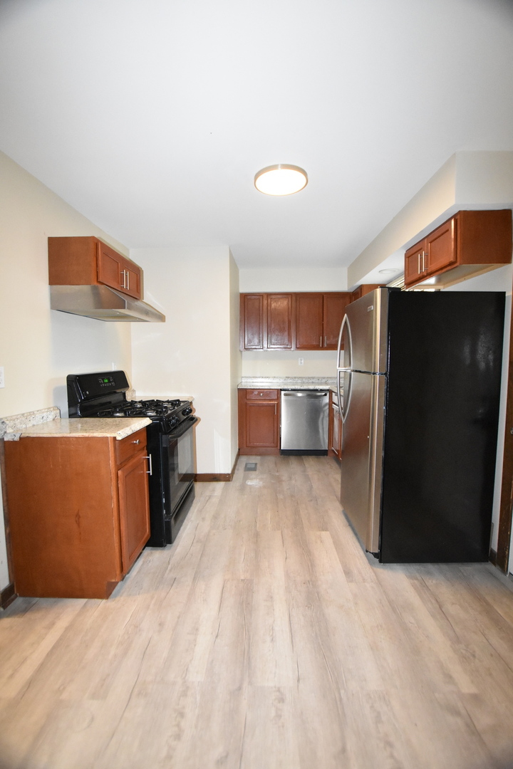 451 Marion Avenue #1, Aurora, IL 60505