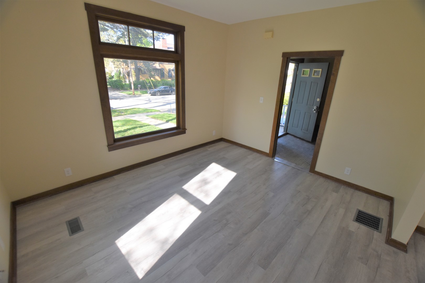 451 Marion Avenue #1, Aurora, IL 60505