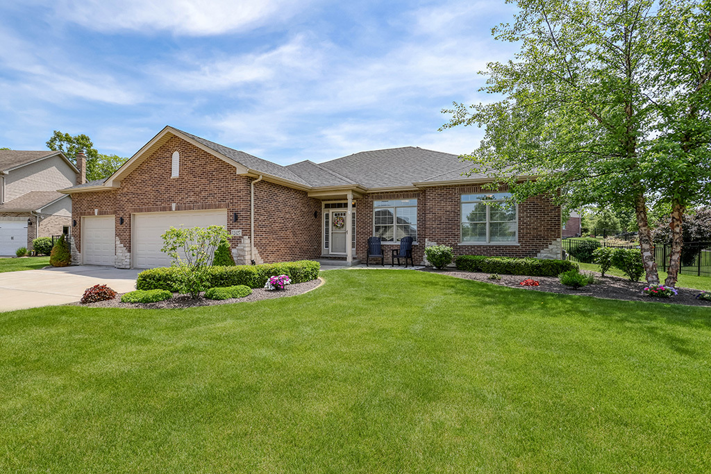 12427 Pemrose Court, Mokena, IL 60448
