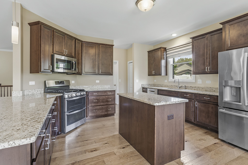 12427 Pemrose Court, Mokena, IL 60448