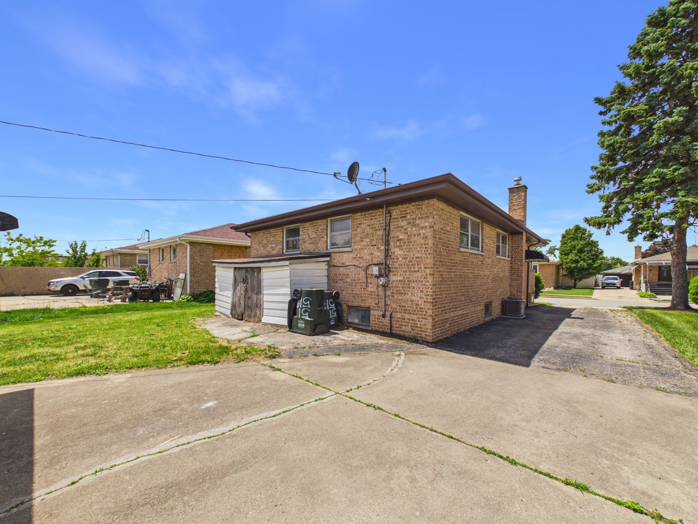 51 51st Avenue, Bellwood, IL 60104