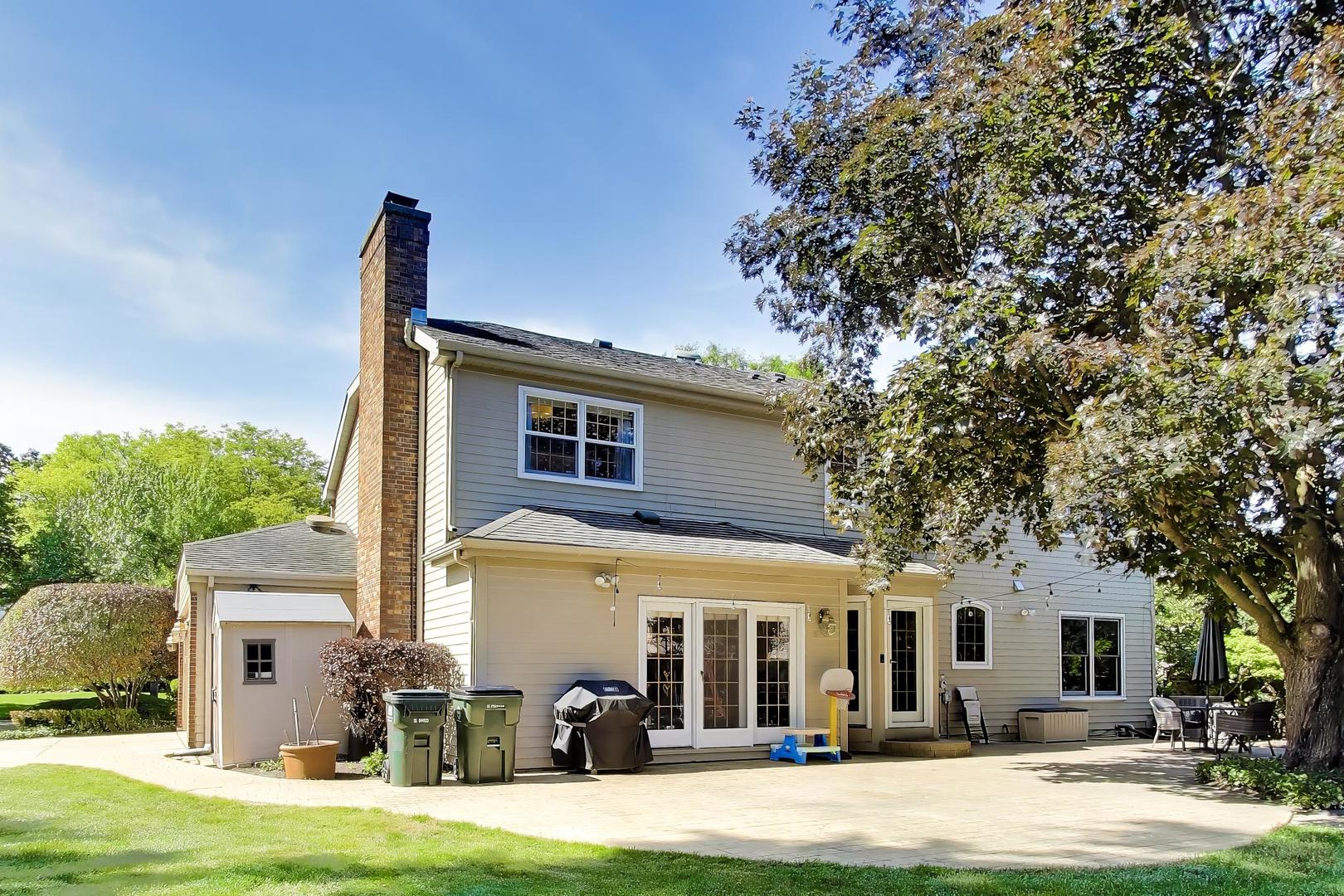 1310 W Hampton Place, Palatine, IL 60067