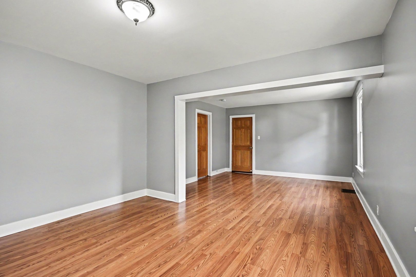 312 N Locust Street, Aurora, IL 60506
