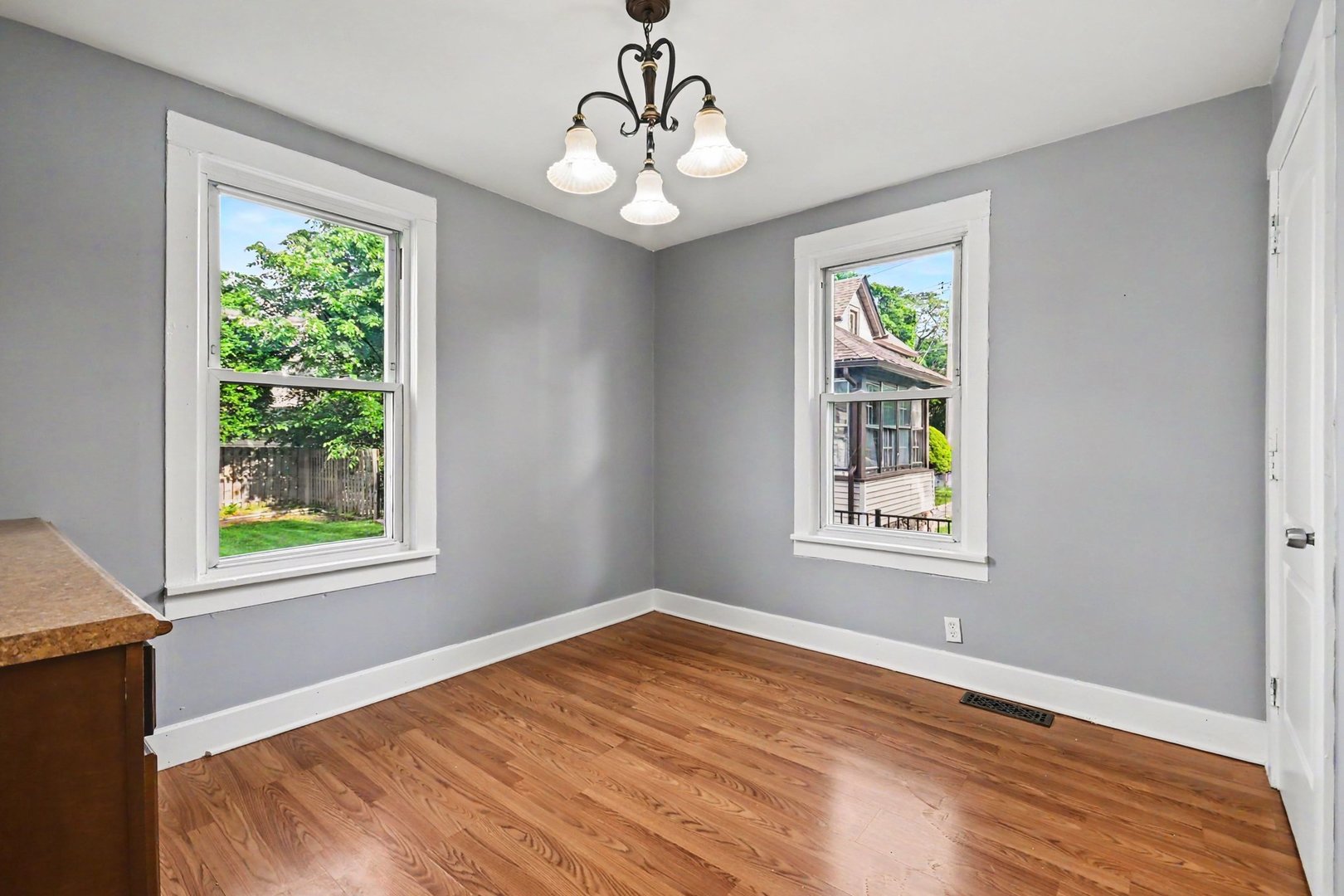 312 N Locust Street, Aurora, IL 60506