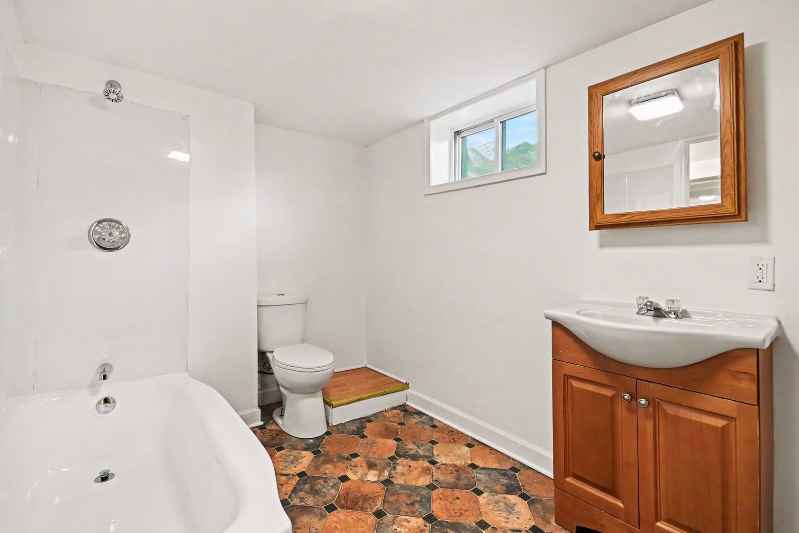312 N Locust Street, Aurora, IL 60506