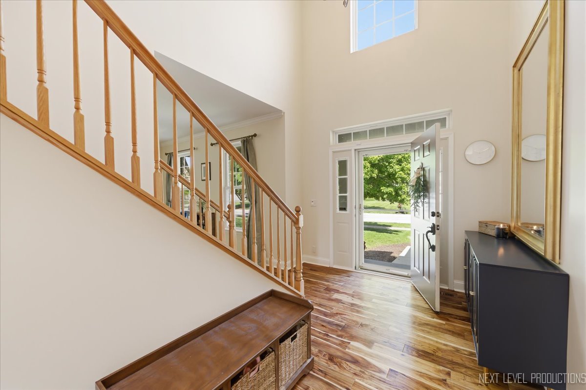 1291 McDole Drive, Sugar Grove, IL 60554