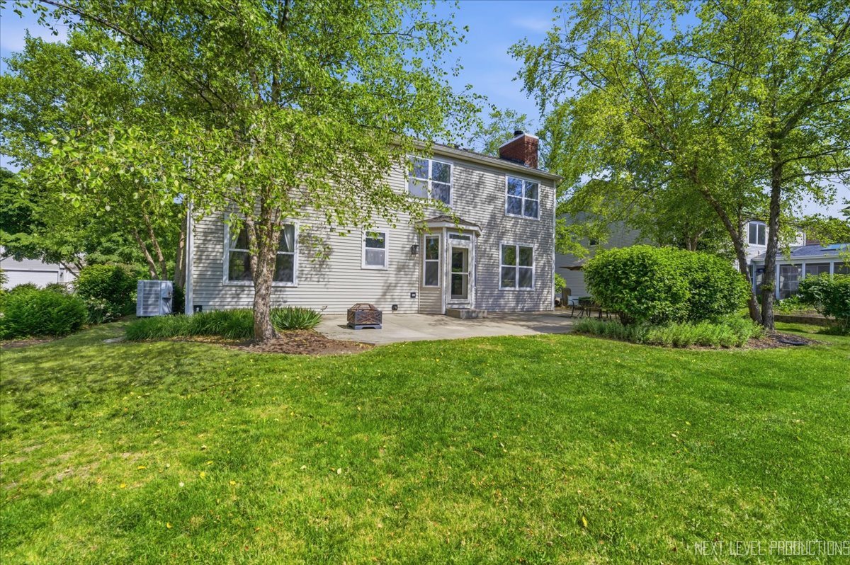 1291 McDole Drive, Sugar Grove, IL 60554