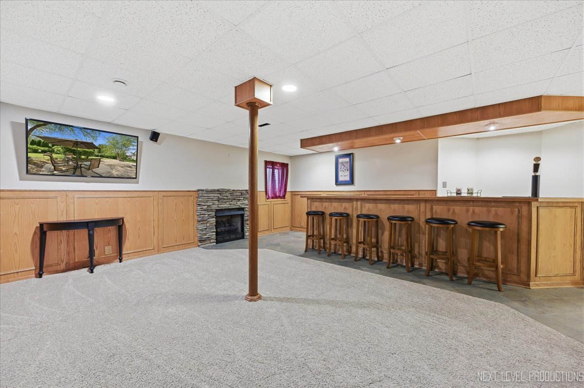 1291 McDole Drive, Sugar Grove, IL 60554