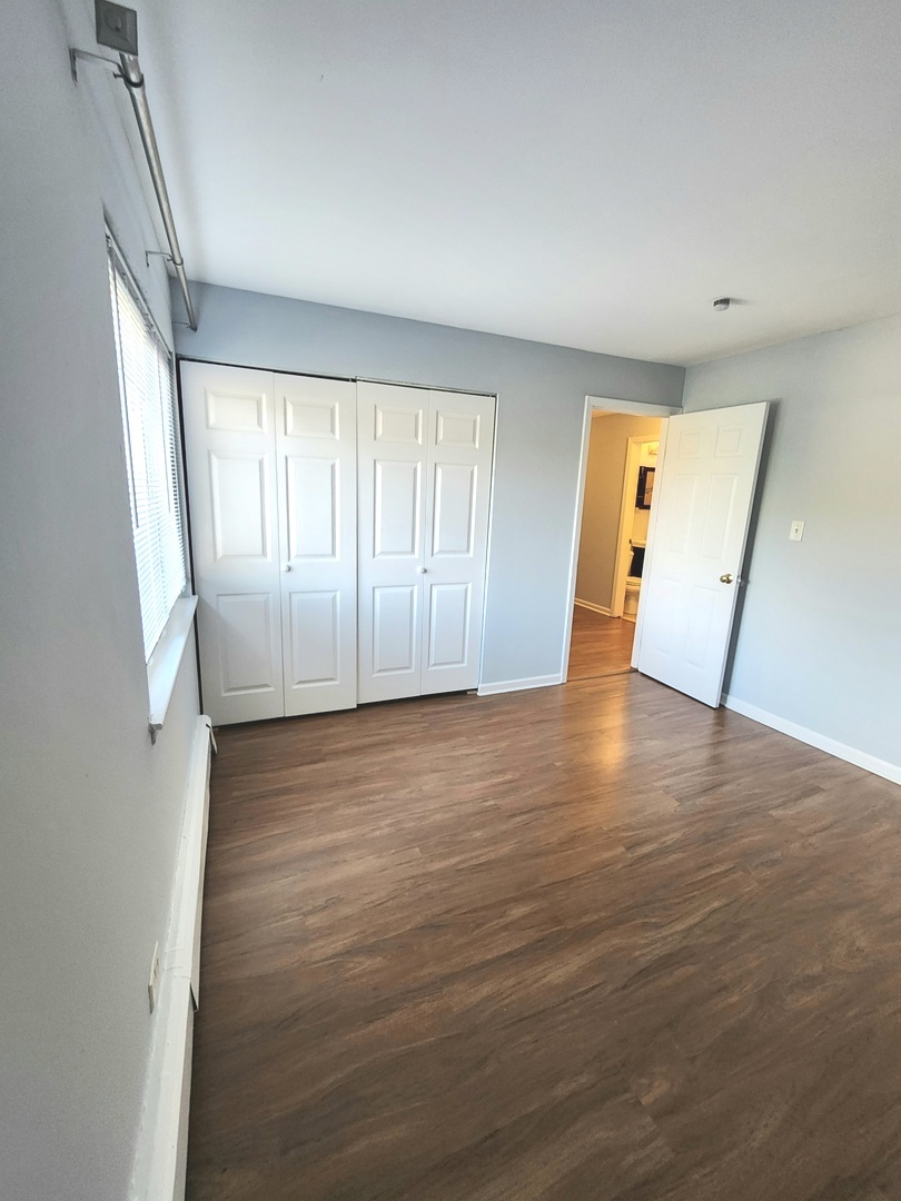 1085 Knoll Lane #207, Hoffman Estates, IL 60194