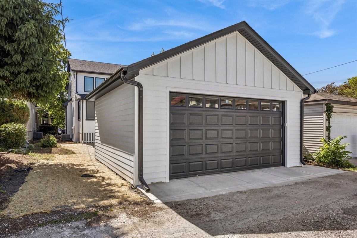 742 Highland Avenue, Oak Park, IL 60304