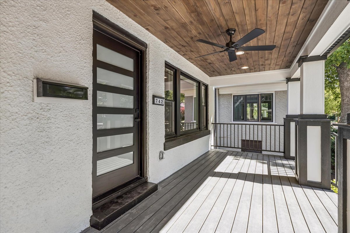 742 Highland Avenue, Oak Park, IL 60304