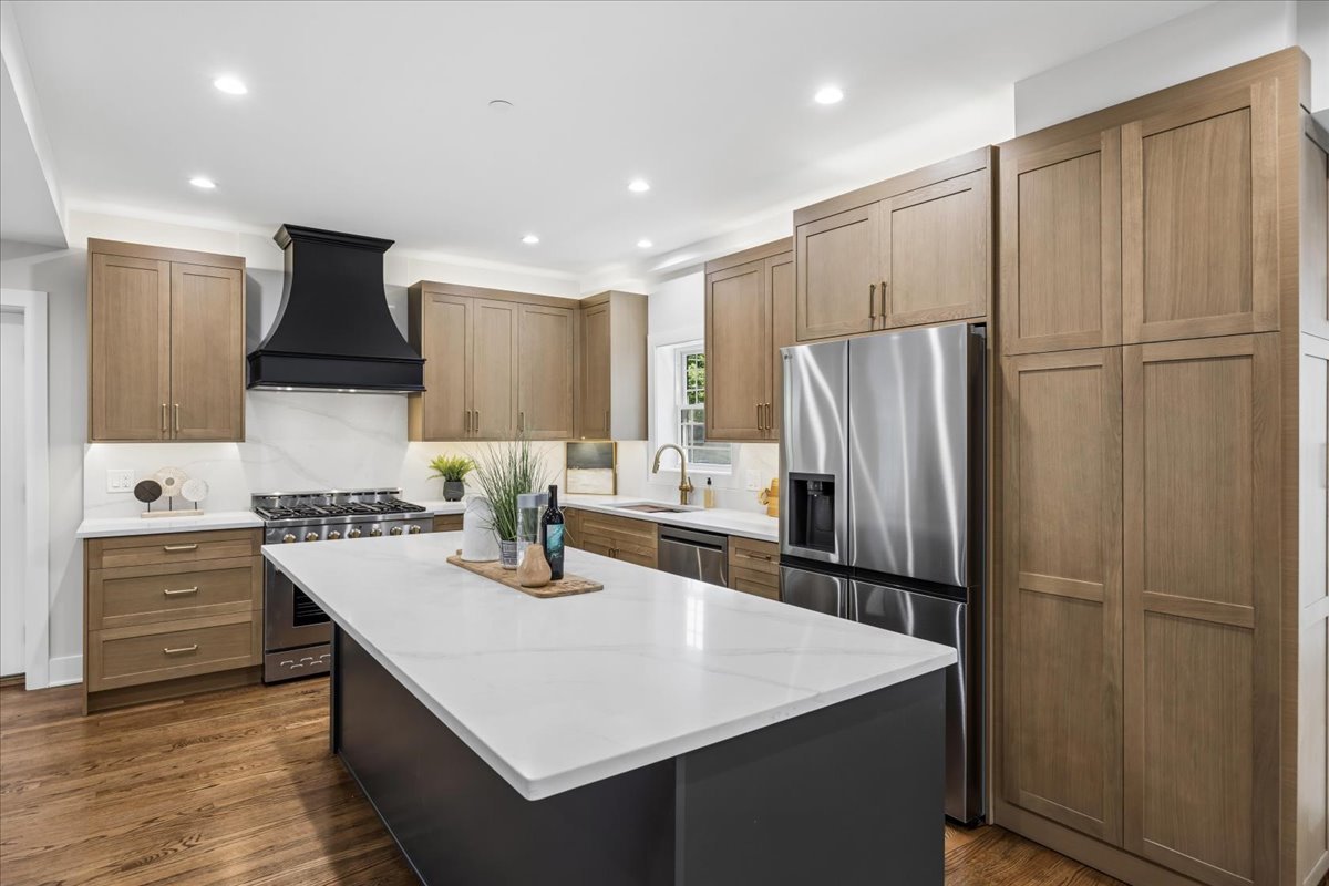 742 Highland Avenue, Oak Park, IL 60304