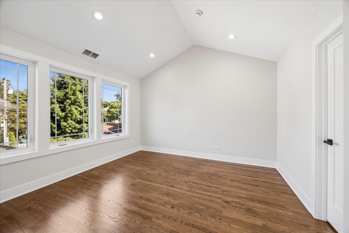 742 Highland Avenue, Oak Park, IL 60304