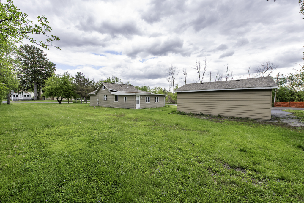 40510 N Marcus Street, Antioch, IL 60002
