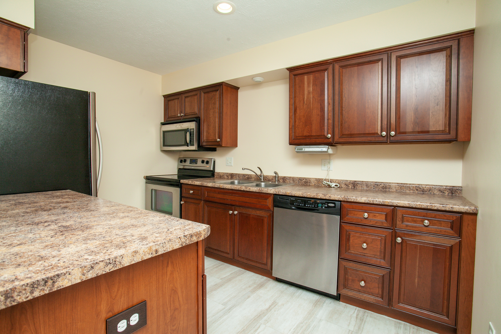 14 Canterbury Court #31, Bloomington, IL 61701