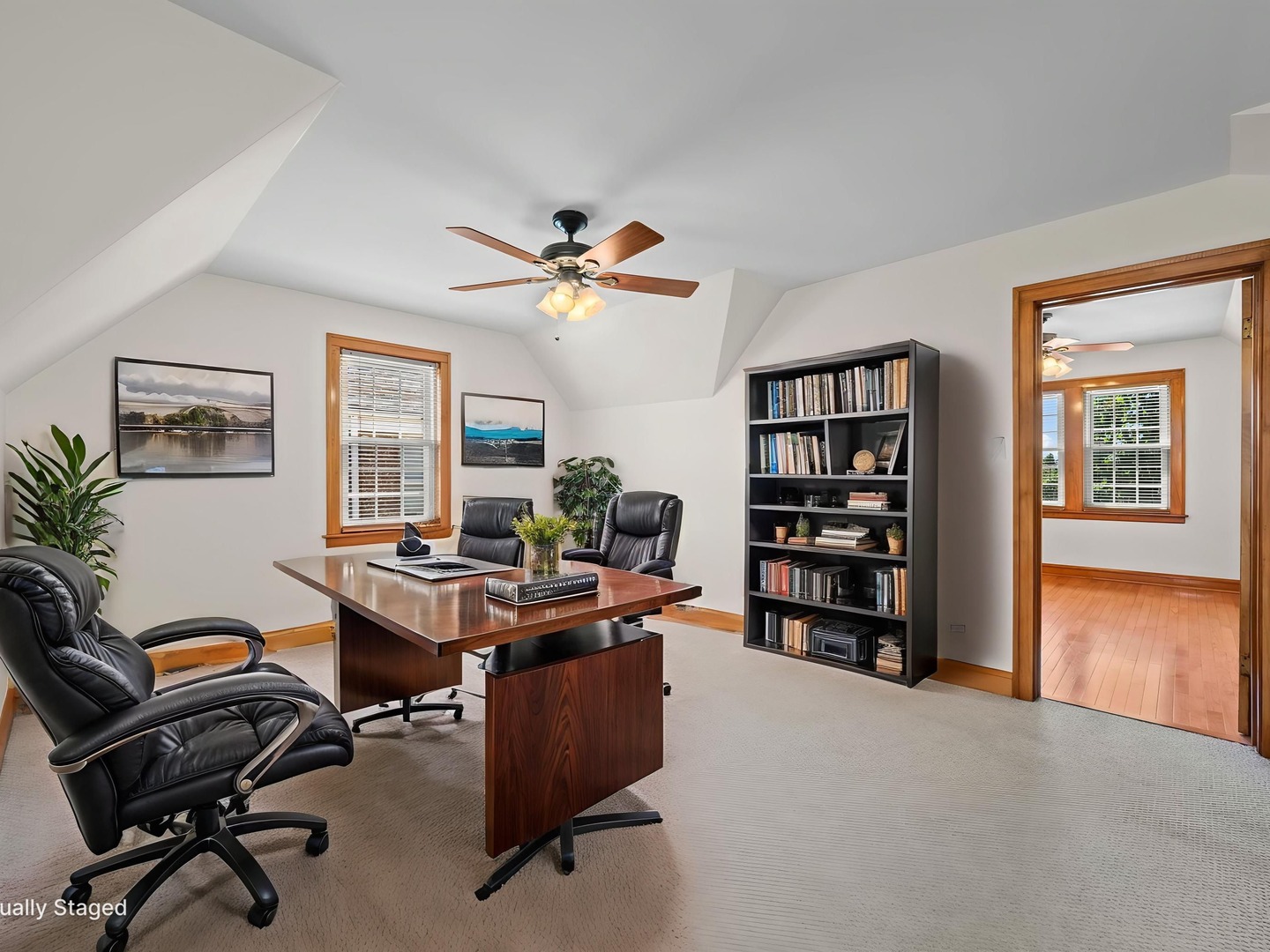 6950 W Barry Avenue, Chicago, IL 60634