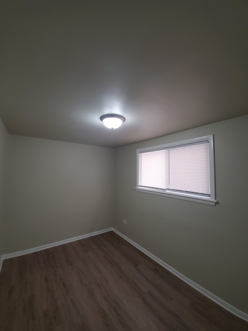 7445 W 64th Street, Summit, IL 60501