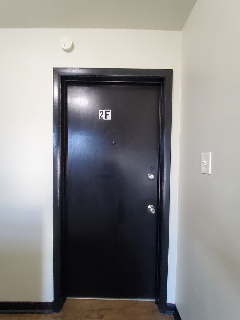 7445 W 64th Street, Summit, IL 60501