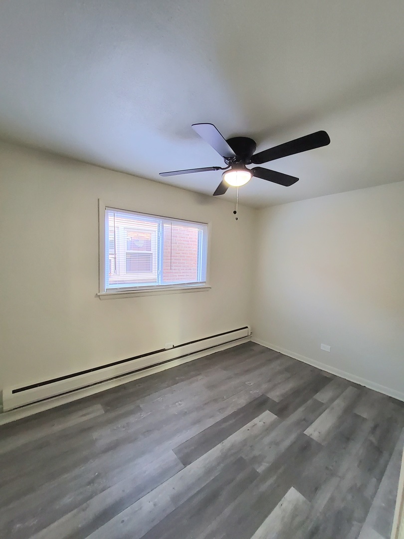 7445 W 64th Street, Summit, IL 60501