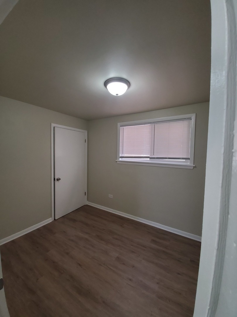 7445 W 64th Street, Summit, IL 60501
