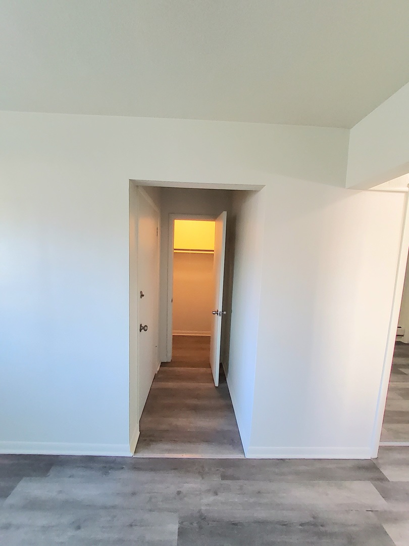 7445 W 64th Street, Summit, IL 60501