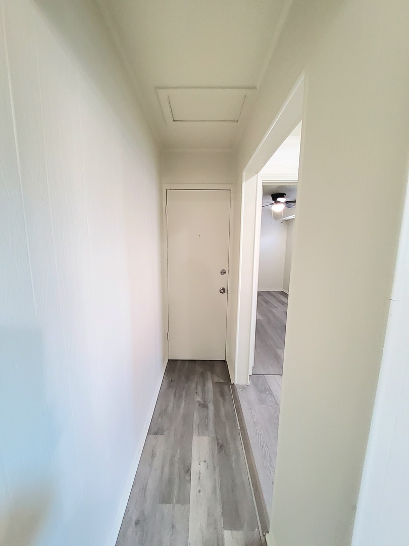 7445 W 64th Street, Summit, IL 60501