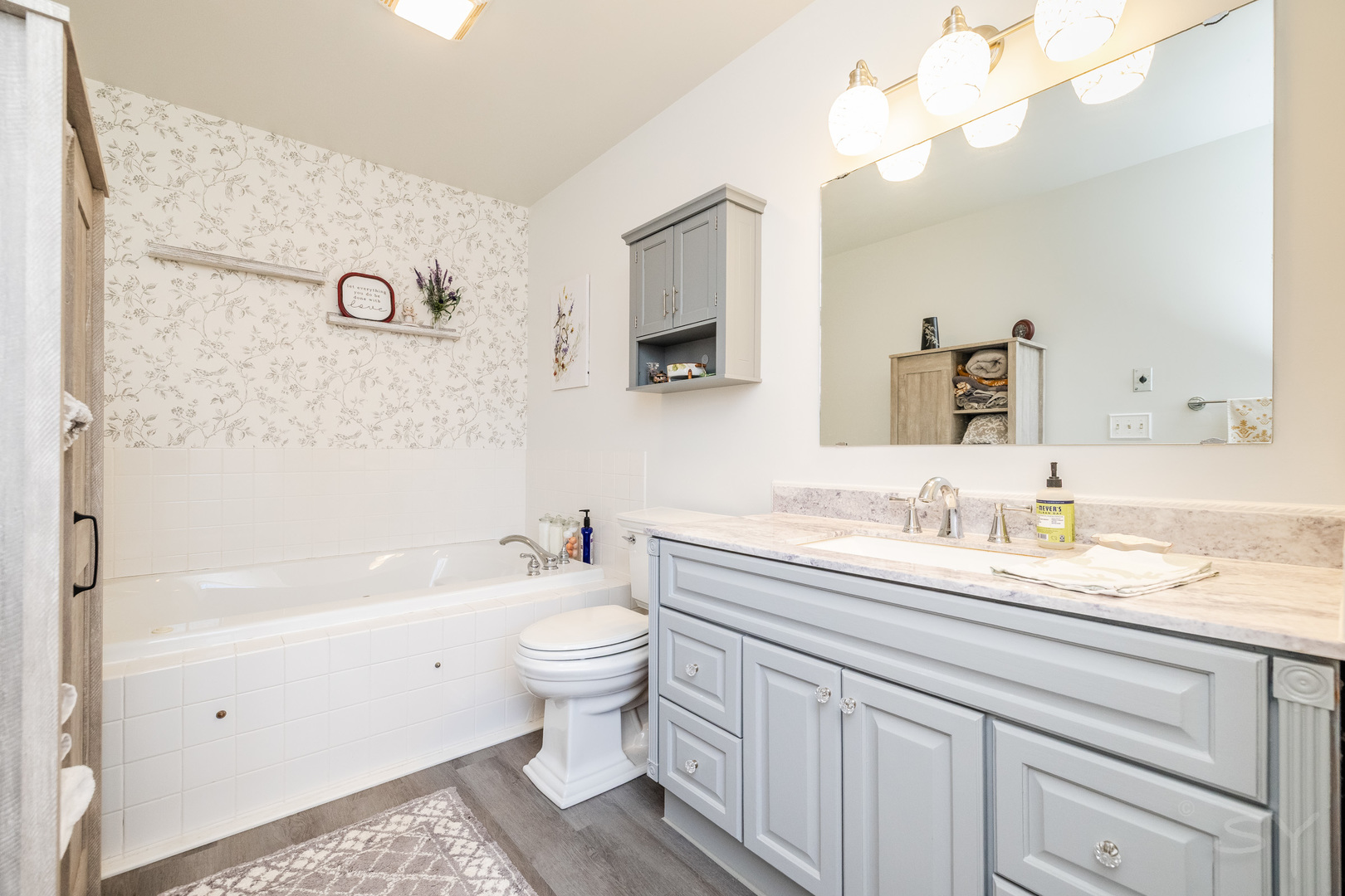 9208 N 14500e Road, Grant Park, IL 60940
