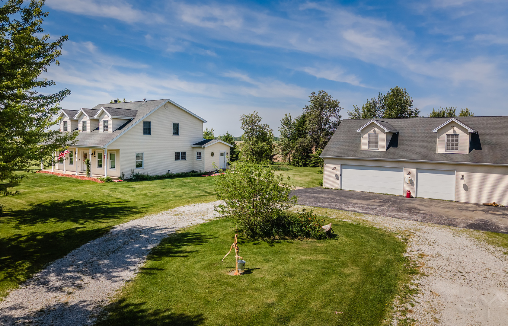 9208 N 14500e Road, Grant Park, IL 60940