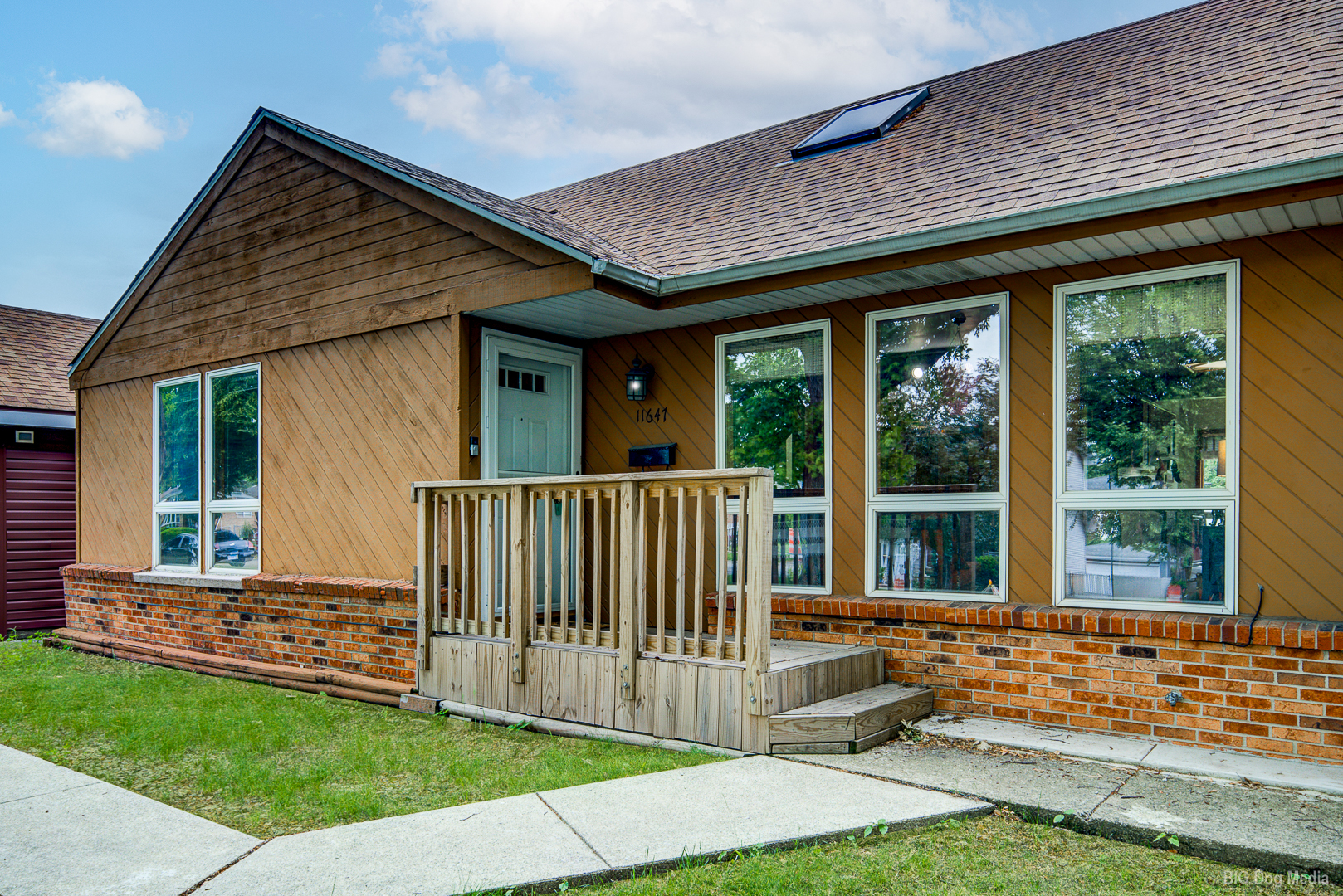 11647 S Tripp Avenue, Alsip, IL 60803