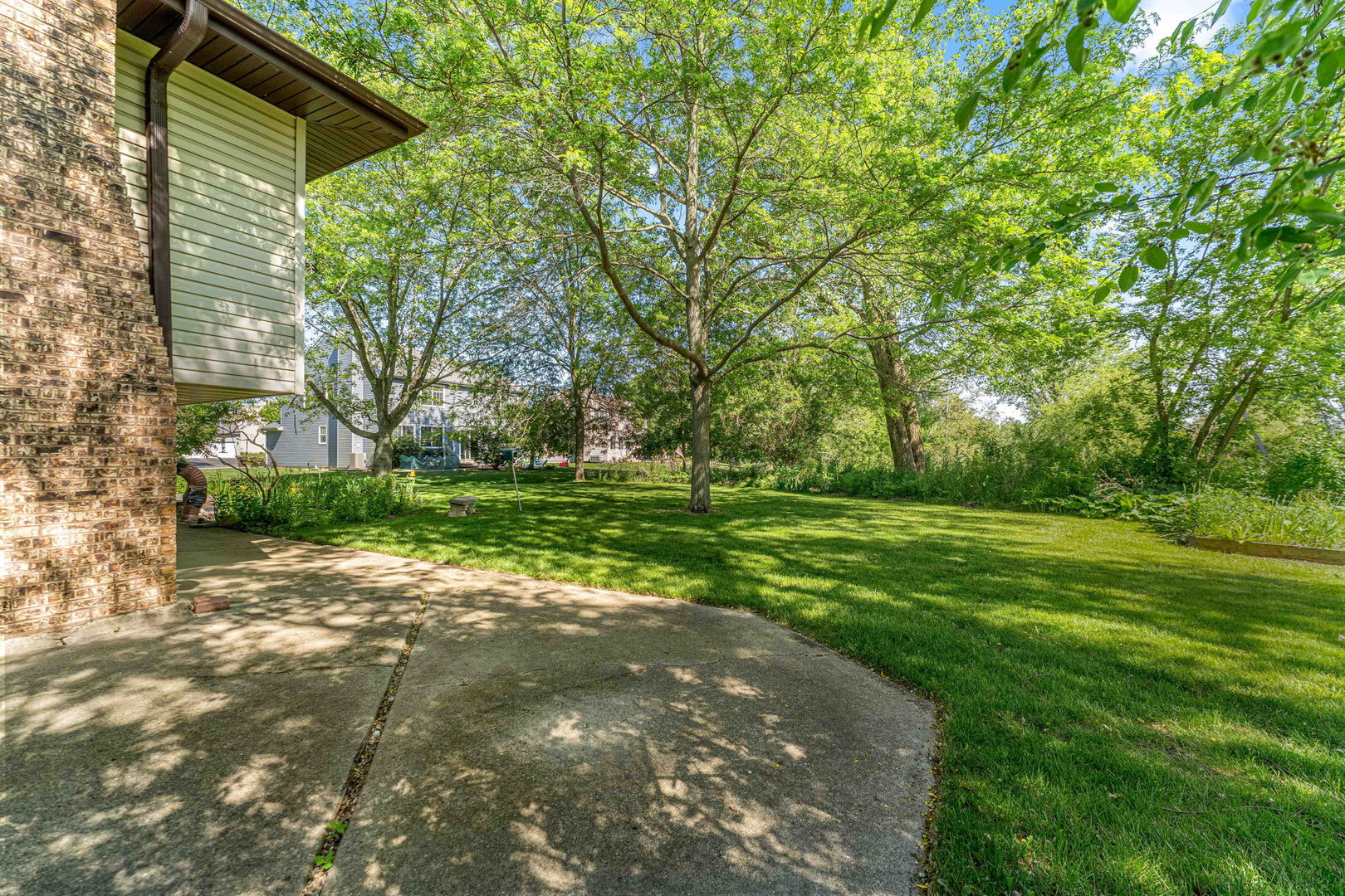 1093 Poplar Court, Lake Zurich, IL 60047