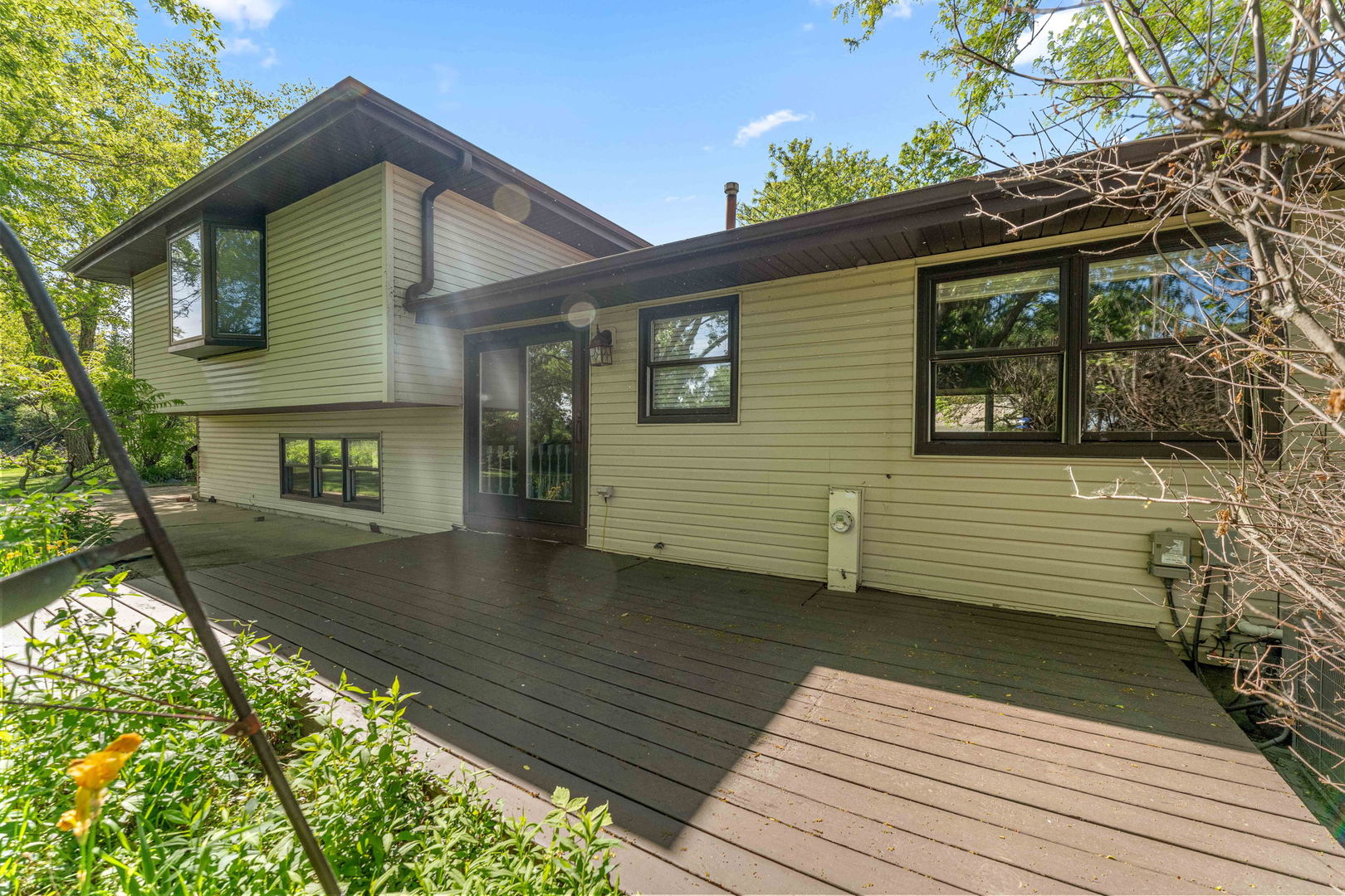 1093 Poplar Court, Lake Zurich, IL 60047