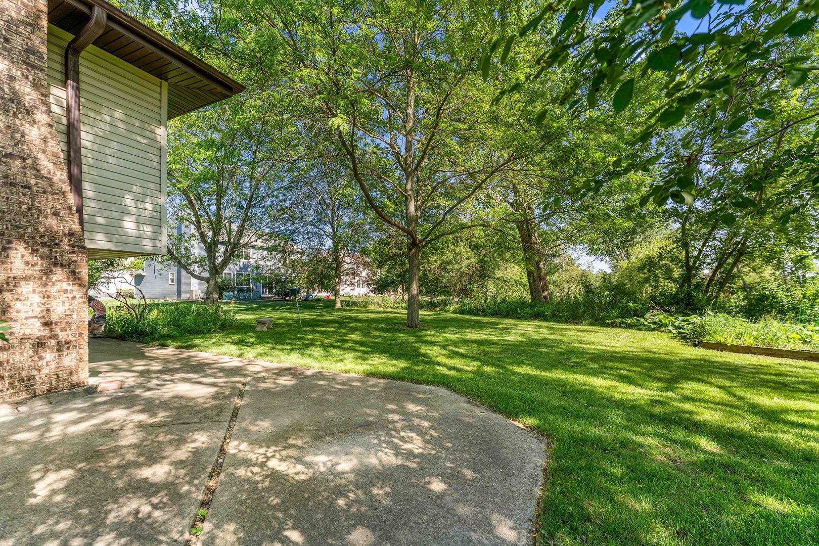 1093 Poplar Court, Lake Zurich, IL 60047