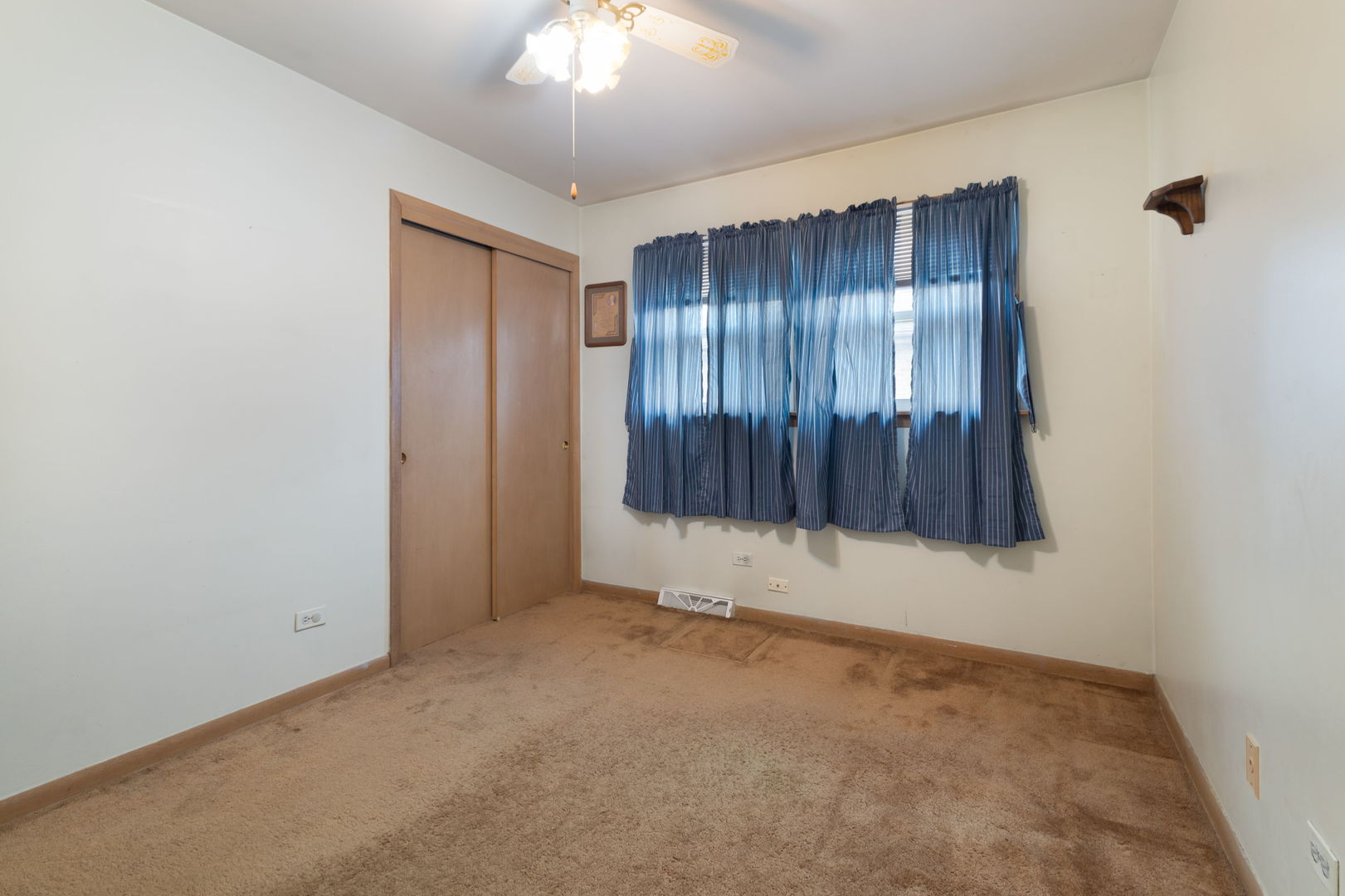 4821 W 105th Street, Oak Lawn, IL 60453