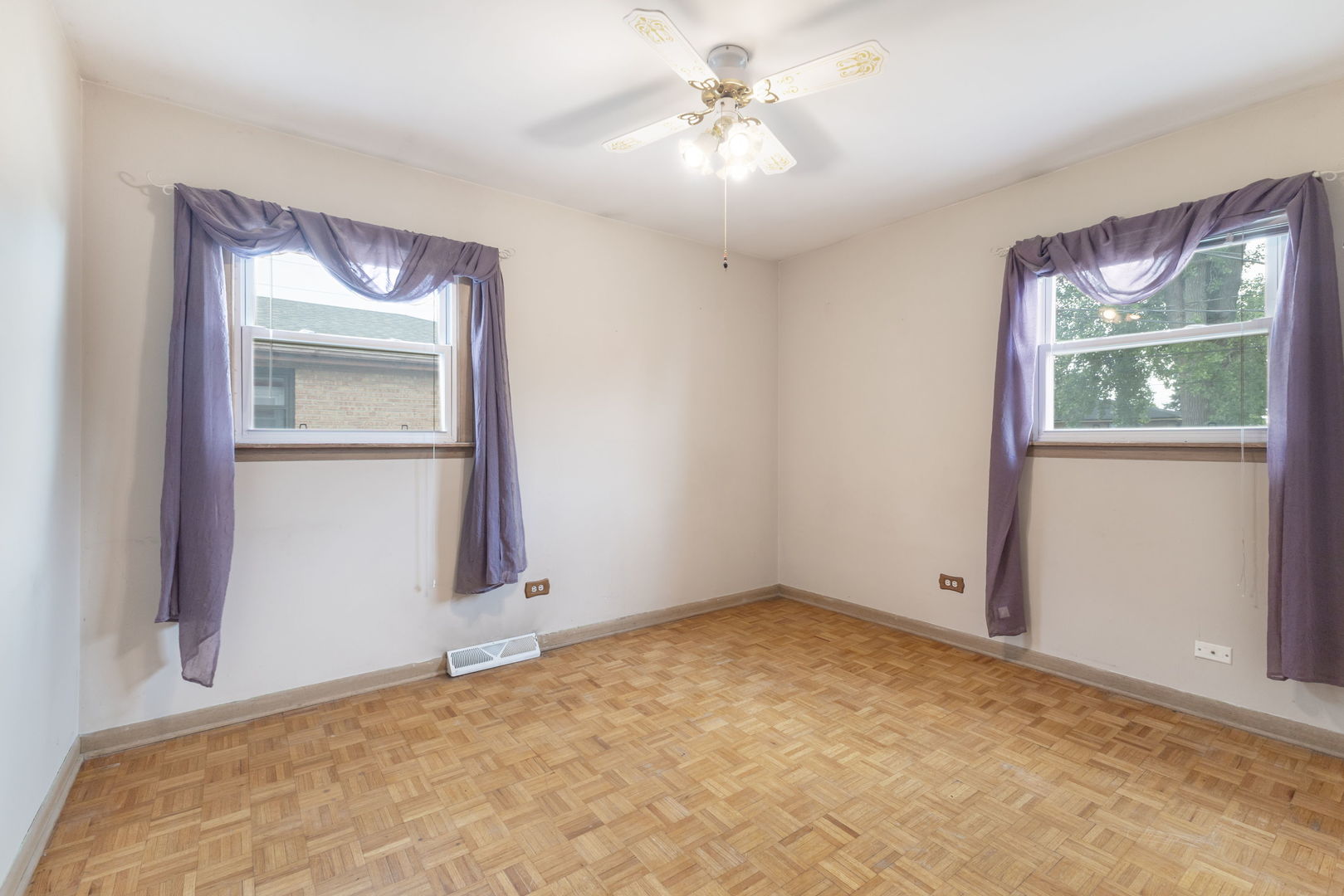 4821 W 105th Street, Oak Lawn, IL 60453