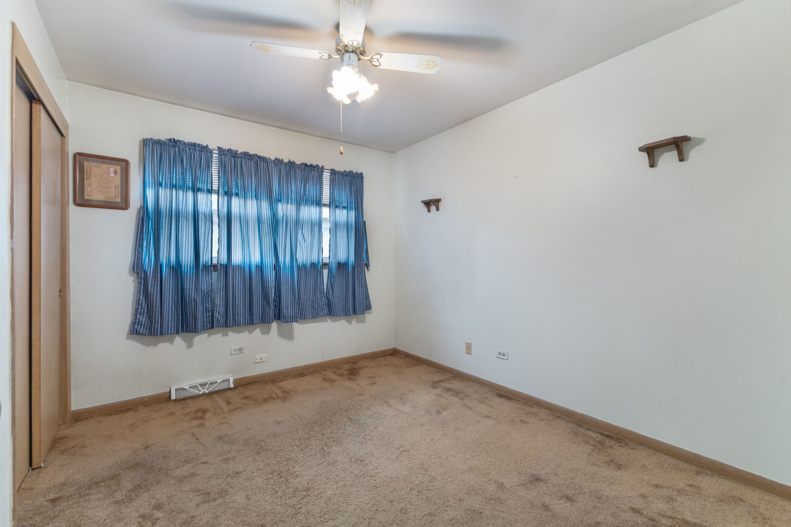 4821 W 105th Street, Oak Lawn, IL 60453
