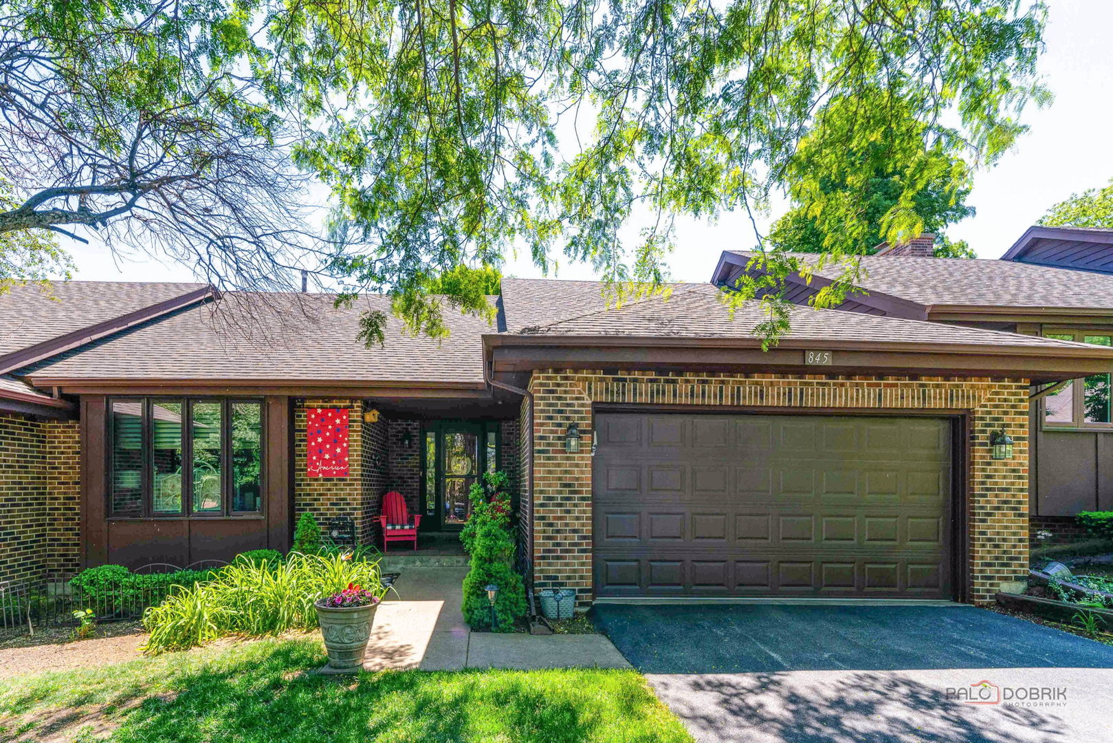 845 Brian Court, Gurnee, IL 60031