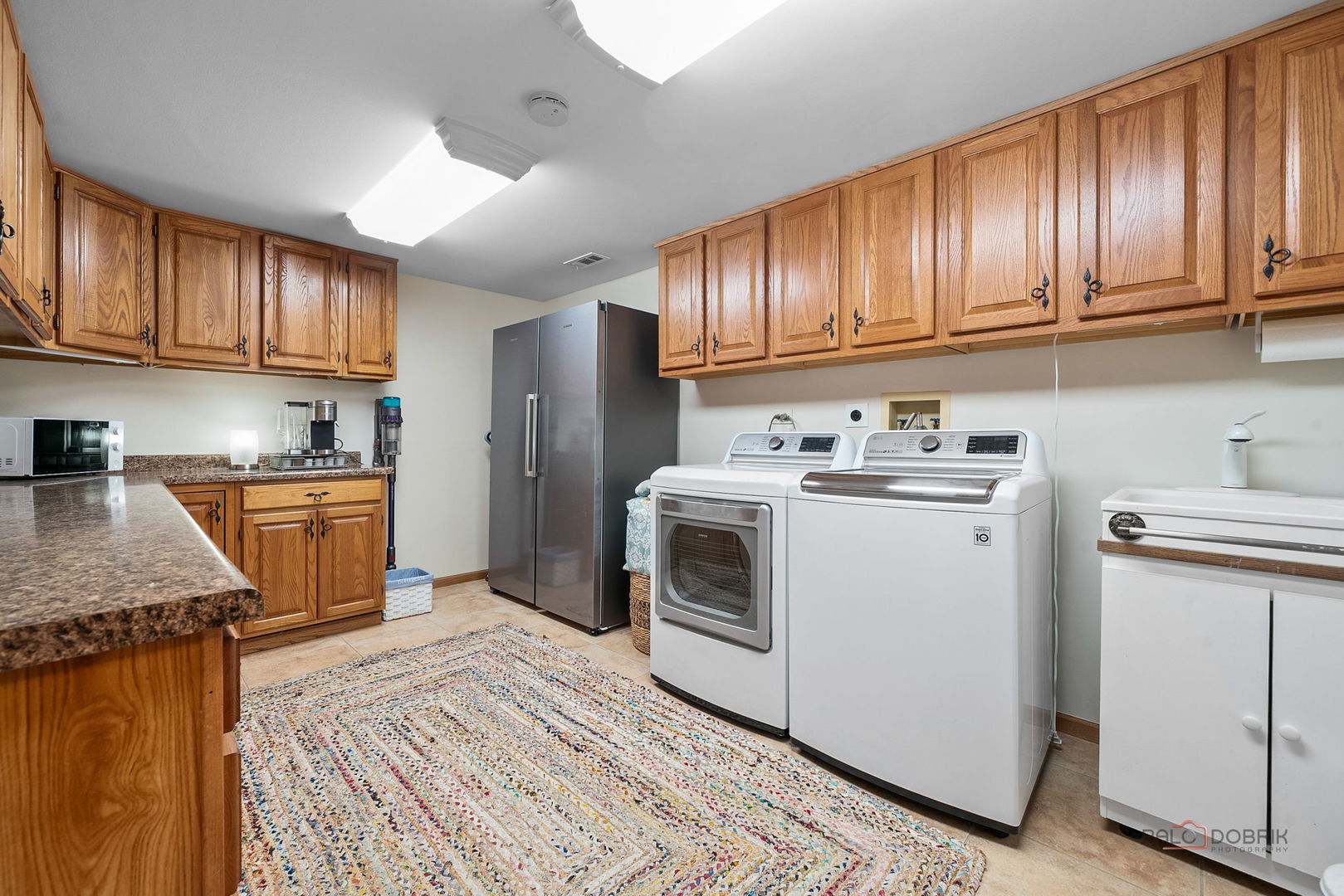 845 Brian Court, Gurnee, IL 60031