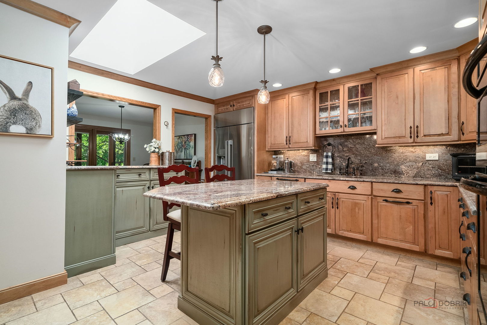 845 Brian Court, Gurnee, IL 60031