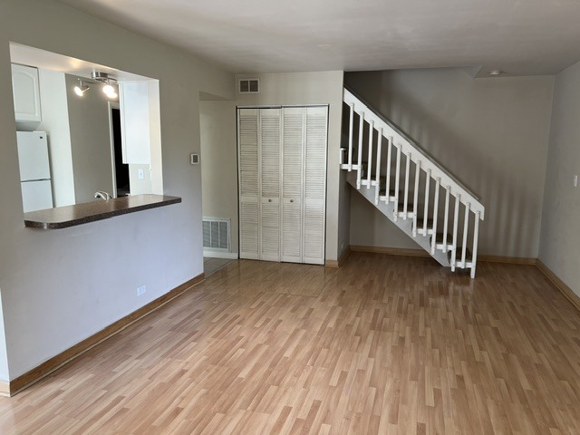 740 EDGELAKE Point #740, Schaumburg, IL 60194