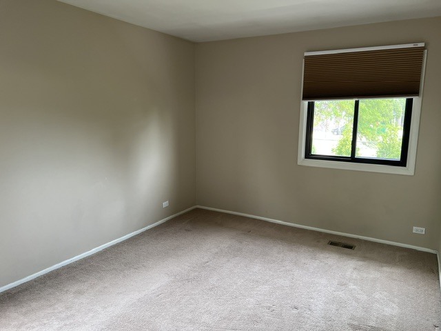 740 EDGELAKE Point #740, Schaumburg, IL 60194