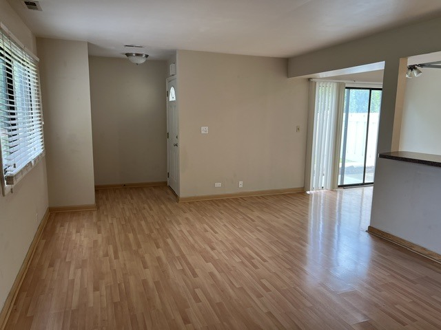 740 EDGELAKE Point #740, Schaumburg, IL 60194