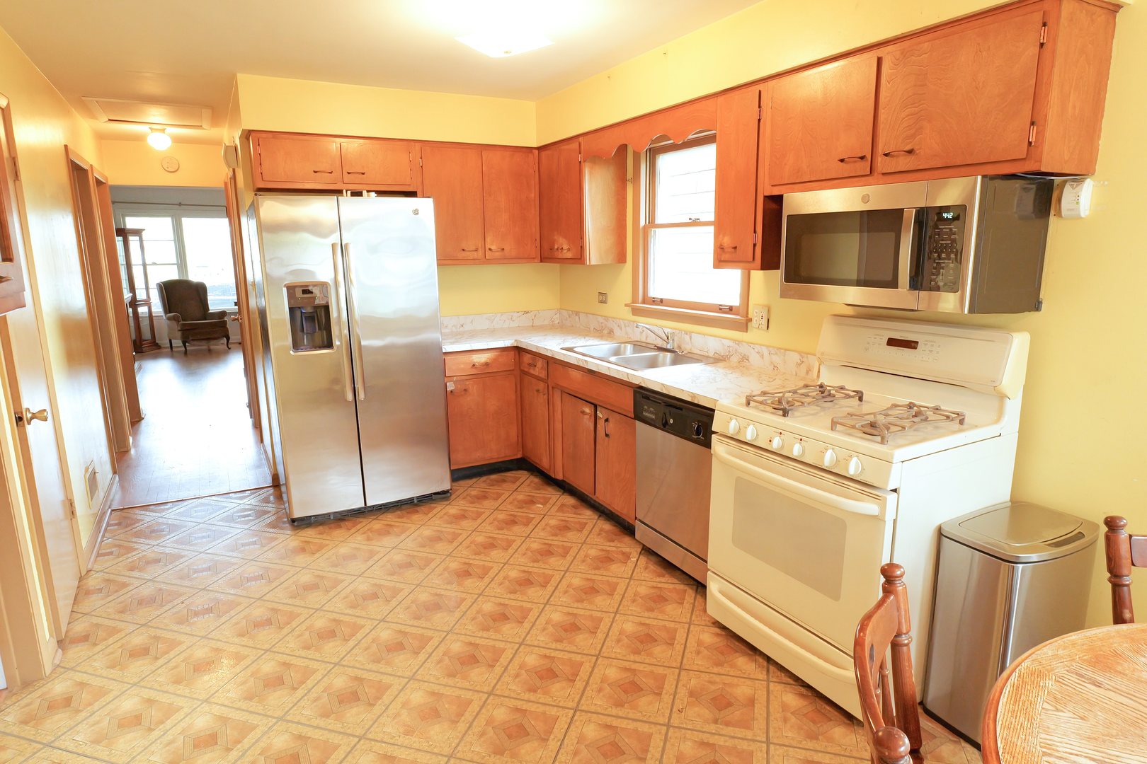 5262 Alexander Place, Oak Lawn, IL 60453