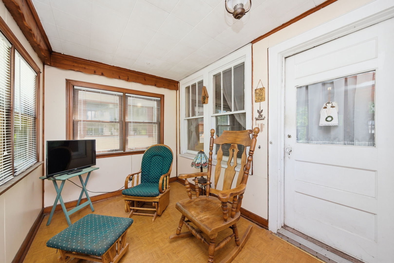 3508 S Mozart Street, Chicago, IL 60632