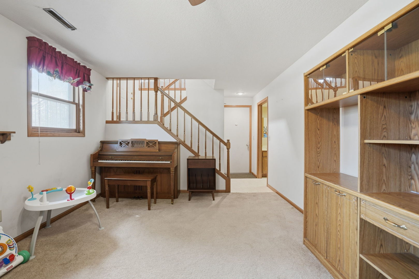 6010 N Hancock Avenue, Davenport, IA 52806