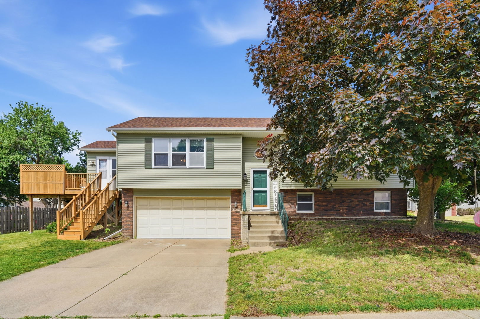 6010 N Hancock Avenue, Davenport, IA 52806