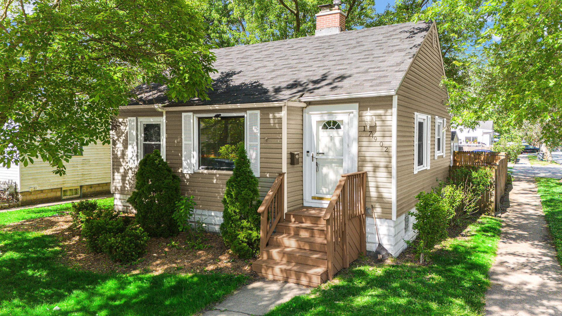 17902 Community Street, Lansing, IL 60438