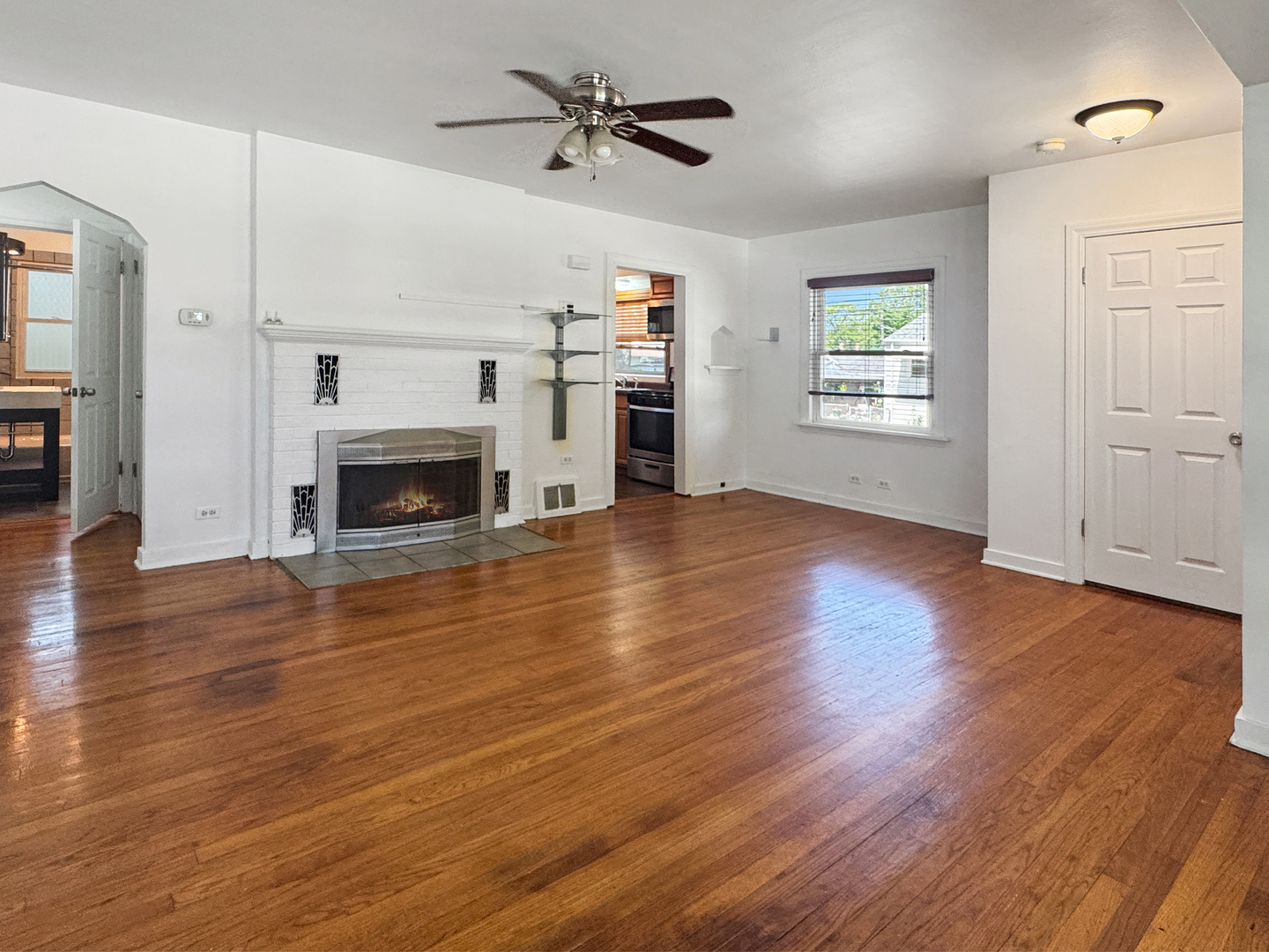 17902 Community Street, Lansing, IL 60438