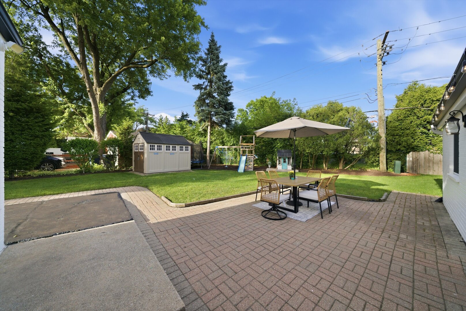 201 DOVER Avenue, La Grange, IL 60525